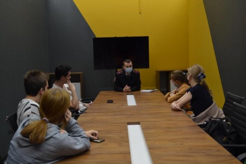 Сотрудники полиции в рамках акции «Сообщи, где торгуют смертью» проводят мероприятия Сотрудники полиции в рамках акции «Сообщи, где торгуют смертью» проводят мероприятия