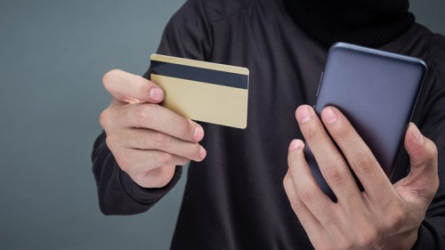 Житель Ташлы хотел трудоустроится и перевел неизвестному 117600 рублей Житель Ташлы хотел трудоустроится и перевел неизвестному 117600 рублей