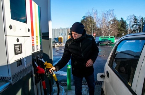 В Оренбуржье снова подорожал бензин