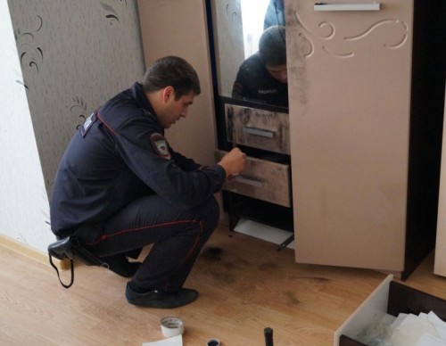 В Новотроицке собутыльник обворовал спящую женщину В Новотроицке собутыльник обворовал спящую женщину