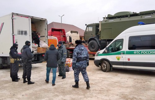 Спецназ Росгвардии оказал поддержку таможенникам на границе Спецназ Росгвардии оказал поддержку таможенникам на границе