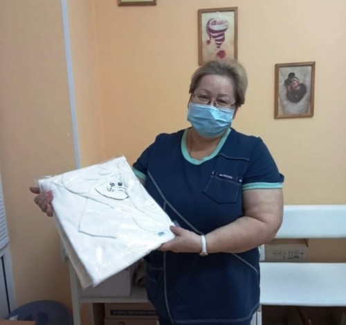 В Орске мамы новорожденных деток получили подарки В Орске мамы новорожденных деток получили подарки