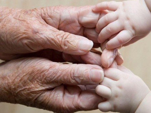 Смертность продолжает превышать рождаемость в Оренбурге