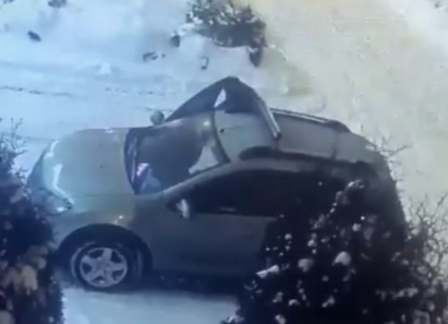 Сотрудниками уголовного розыска задержан оренбуржец за кражу денег из автомобиля Сотрудниками уголовного розыска задержан оренбуржец за кражу денег из автомобиля