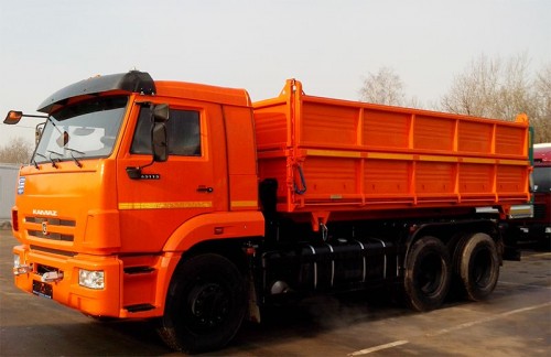 Коммунальщики Орска пополнили автопарк новым автомобилем КАМАЗ 65115