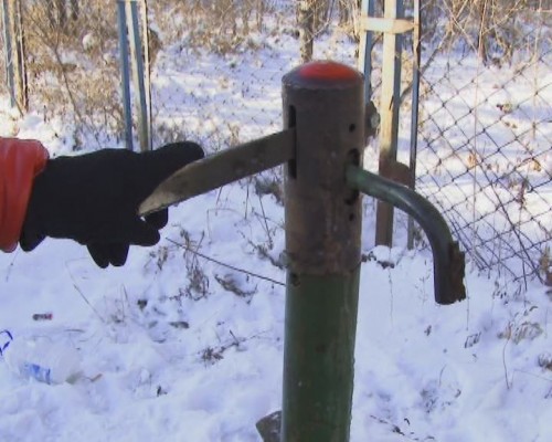 Жители домов от дома 54 до дома 119 по улице Пролетарской живут без воды Жители домов от дома 54 до дома 119 по улице Пролетарской живут без воды