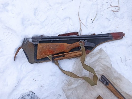 Житель Акбулака купил дом и нашел два ружья, которые не сдал в полицию Житель Акбулака купил дом и нашел два ружья, которые не сдал в полицию