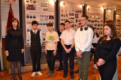В Оренбурге для учащихся Нежинского лицея организована экскурсия в музей КЦ УМВД России по Оренбургской области