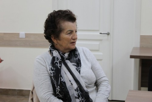 В Новотроицке сотрудники ГИБДД и общественники организовали круглый стол, посвященный профилактике дорожного травматизма среди пожилых людей В Новотроицке сотрудники ГИБДД и общественники организовали круглый стол, посвященный профилактике дорожного травматизма среди пожилых людей