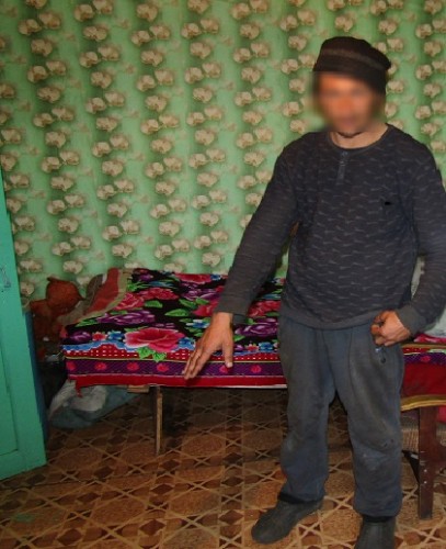 Первомайские полицейские задержали местного жителя, избившего бабушку