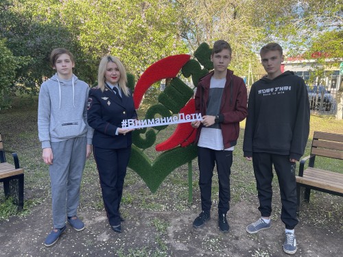 Сотрудники госавтоинспекции приняли участие в родительском собрании Сотрудники госавтоинспекции приняли участие в родительском собрании