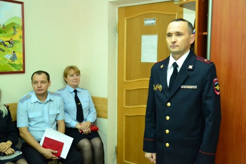 Главный участковый области наградил победителя регионального этапа конкурса «Народный участковый»