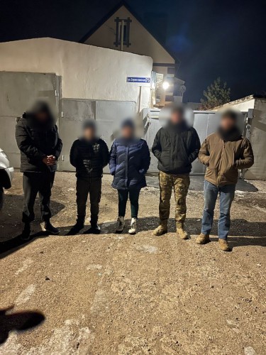 В Оренбурге полицейскими задержаны двое иностранных граждан за сбыт наркотиков в крупном размере В Оренбурге полицейскими задержаны двое иностранных граждан за сбыт наркотиков в крупном размере