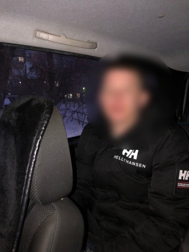 В Оренбурге полицейскими задержан 39-летний сбытчик наркотиков в крупном размере В Оренбурге полицейскими задержан 39-летний сбытчик наркотиков в крупном размере