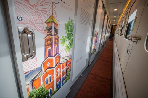 19 апреля на станции Оренбург состоялась презентация второго брендированного туристического вагона региона. 