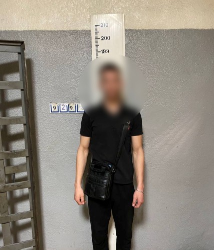 Оренбургские полицейские задержали злоумышленников, воровавших люки с колодцев, сплит-системы и медные провода