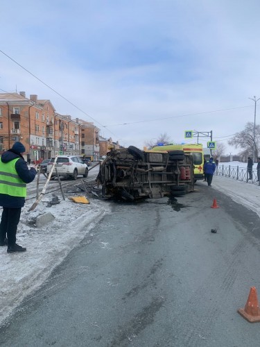 В Новотроицке в отношении водителя маршрутного автобуса, совершившего ДТП, возбуждено уголовное дело В Новотроицке в отношении водителя маршрутного автобуса, совершившего ДТП, возбуждено уголовное дело