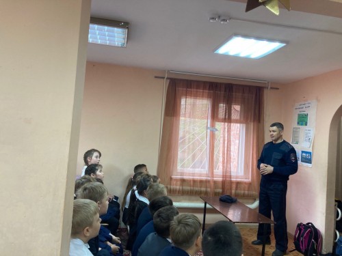 В рамках акции «Нет ненависти и вражде» полицейские побеседовали со школьниками