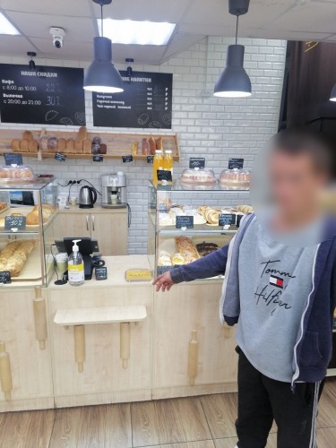 В Оренбурге задержан местный житель за кражу денег из хлебной точки В Оренбурге задержан местный житель за кражу денег из хлебной точки