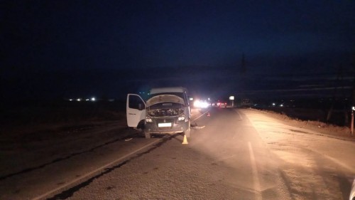 Сотрудники полиции Орска устанавливают обстоятельства ДТП, в котором пострадал пассажир