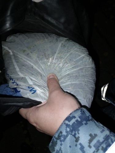 В Орске полицейские ППСП задержали местного жителя с марихуаной