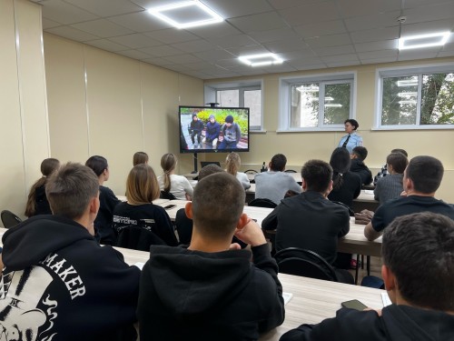 В рамках акции «Сообщи, где торгуют смертью» в педагогическом колледже им. Н. К. Калугина прошел информационный час