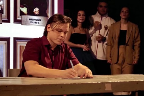 Студенческий театр Оренбургского медуниверситета «Горицвет» покажет спектакль «Трудный экзамен» в областном театре кукол Студенческий театр Оренбургского медуниверситета «Горицвет» покажет спектакль «Трудный экзамен» в областном театре кукол