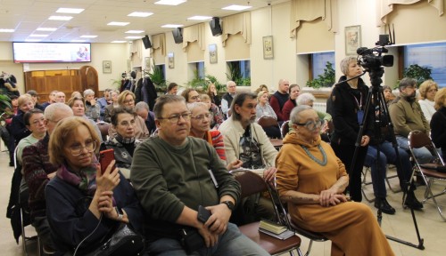 Алексей Симонов презентовал в Москве книгу «Софья Леонидовна. Оренбургский след» Алексей Симонов презентовал в Москве книгу «Софья Леонидовна. Оренбургский след»