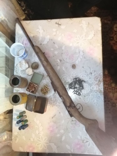 Сотрудниками полиции Грачевки обнаружены и изъяты боеприпасы и оружие Сотрудниками полиции Грачевки обнаружены и изъяты боеприпасы и оружие