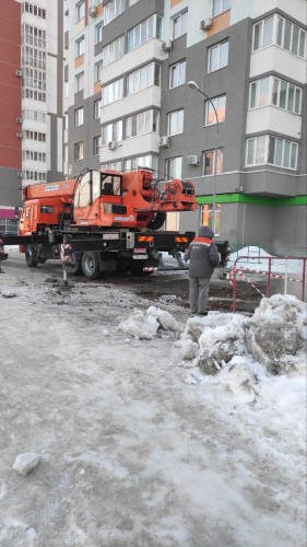 Оренбургские тепловые сети устраняют повреждение трубопровода диаметром 500 мм в районе Северного проезда Оренбургские тепловые сети устраняют повреждение трубопровода диаметром 500 мм в районе Северного проезда