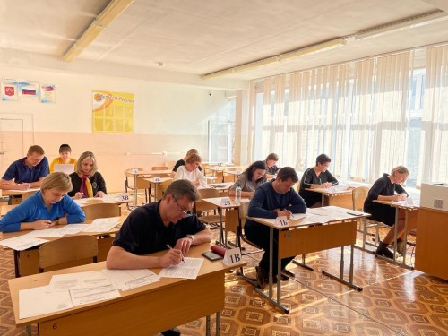Родители оренбургских школьников сдадут ЕГЭ по истории Родители оренбургских школьников сдадут ЕГЭ по истории