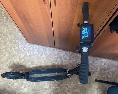 Полицейские Октябрьского района вернули похищенный самокат владельцу Полицейские Октябрьского района вернули похищенный самокат владельцу