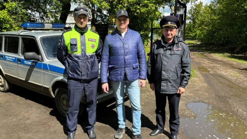 Член Общественного совета ознакомился с работой полицейских на затопленных территориях Член Общественного совета ознакомился с работой полицейских на затопленных территориях