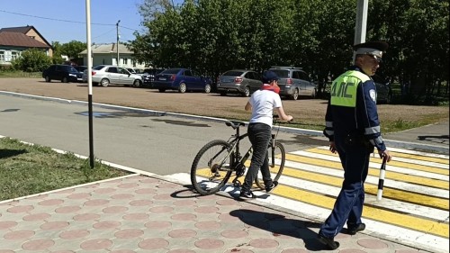 Сотрудники ГИБДД Октябрьского района приняли участие в фестивале активистов «Движение Первых» «Будущее за нами!» Сотрудники ГИБДД Октябрьского района приняли участие в фестивале активистов «Движение Первых» «Будущее за нами!»
