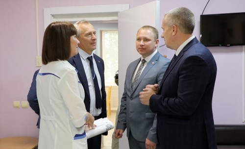 Уральская Сталь открыла новую амбулаторию для своих работников Уральская Сталь открыла новую амбулаторию для своих работников