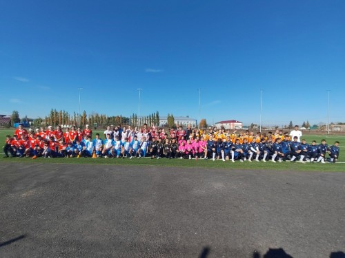 Юноши и девушки из Саракташского района стали победителями регионального пер-венства по лапте