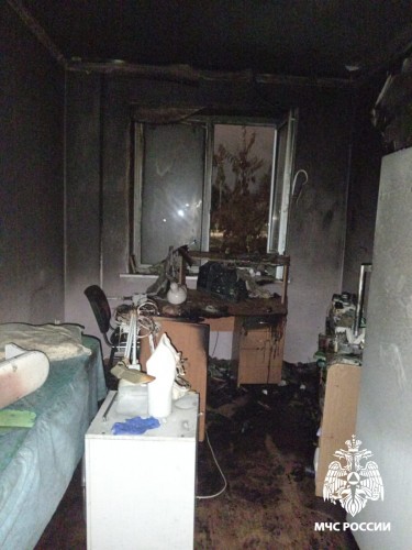 В Оренбурге из пожара спасли ребенка В Оренбурге из пожара спасли ребенка