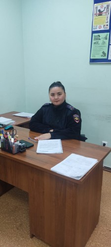 Сотрудники полиции устанавливают обстоятельства несчастного случая с несовершеннолетним Сотрудники полиции устанавливают обстоятельства несчастного случая с несовершеннолетним