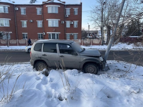 В Оренбурге пенсионер погиб при столкновении с столбом В Оренбурге пенсионер погиб при столкновении с столбом
