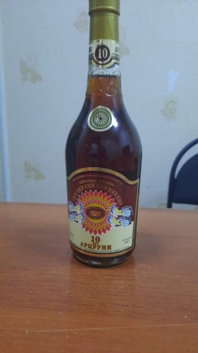 В Новосергиевке мужчина украл 7 бутылок коньяка к Новому году