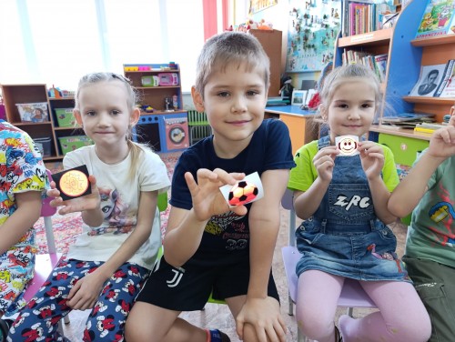 В Новотроицке прошла познавательная беседа «Детям о фликерах» В Новотроицке прошла познавательная беседа «Детям о фликерах»