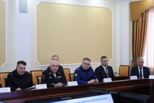 Губернатор Оренбуржья призвал все структуры подключиться к работе по "амнистии" иностранцев