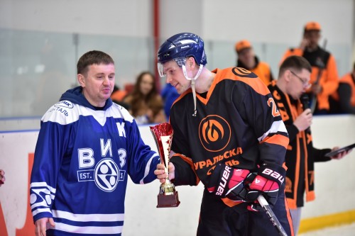В Новотроицке финишировал турнир по хоккею на Кубок Уральской Стали