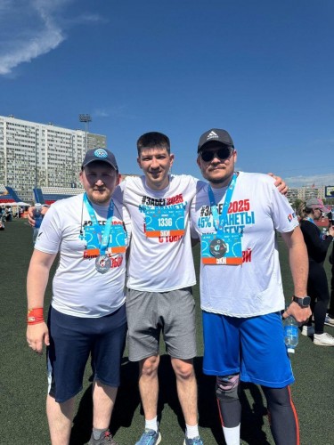 Команда «Сладковско-Заречное» преодолела полумарафон ЗаБег.РФ в Оренбурге