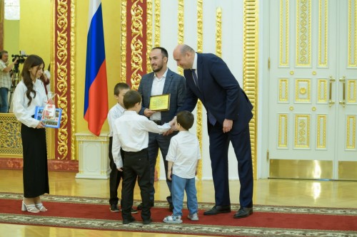 В Оренбуржье 32 семьи получили сертификаты на улучшение жилищных условий 