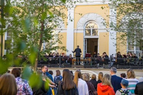 Каждую неделю по четвергам и пятницам в Оренбуржье устраивают музыкальные вечера