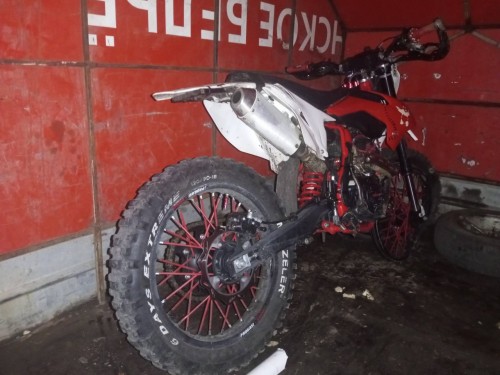 В Кувандыке водитель питбайка получил травмы при выполнении трюка В Кувандыке водитель питбайка получил травмы при выполнении трюка