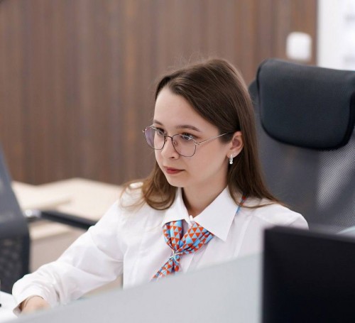 Службы занятости помогли работодателям Оренбуржья найти почти 2 тысячи сотрудников