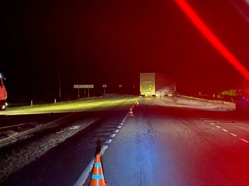 В Оренбуржье на трассе М5 погиб водитель "Лады приоры" В Оренбуржье на трассе М5 погиб водитель "Лады приоры"