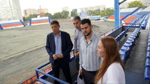 На стадионе «Оренбург» продолжаются ремонтные работы